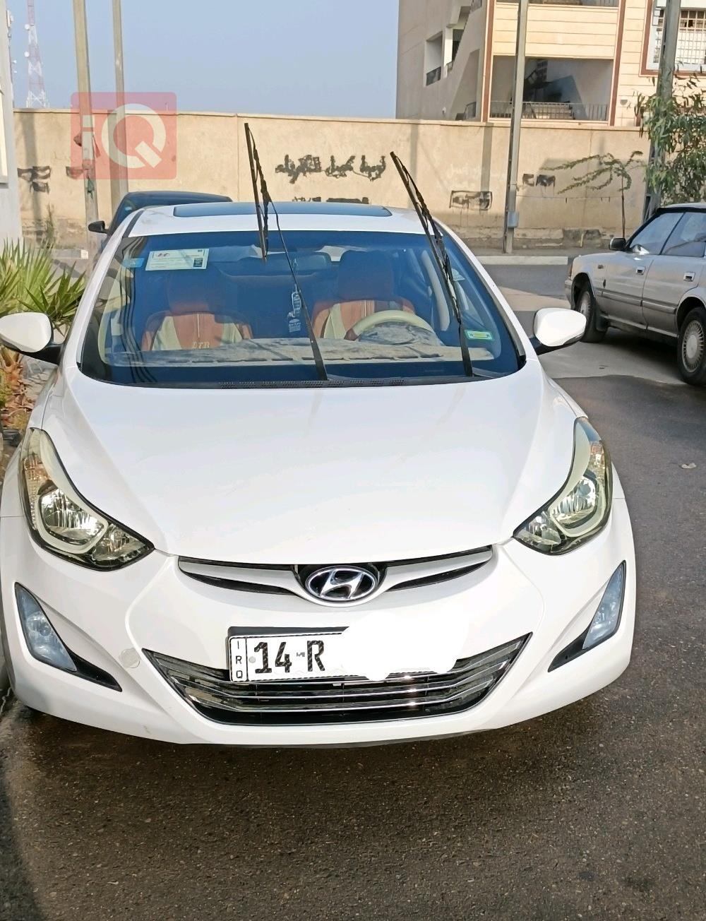 Hyundai Elantra